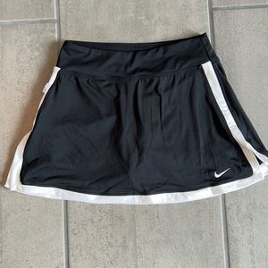 Nike tennis skirt 🖤